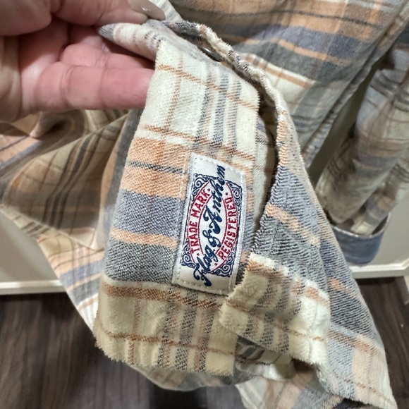 Flag & Anthem CAMPBELL PLUSH SHIRT - Picture 6 of 6